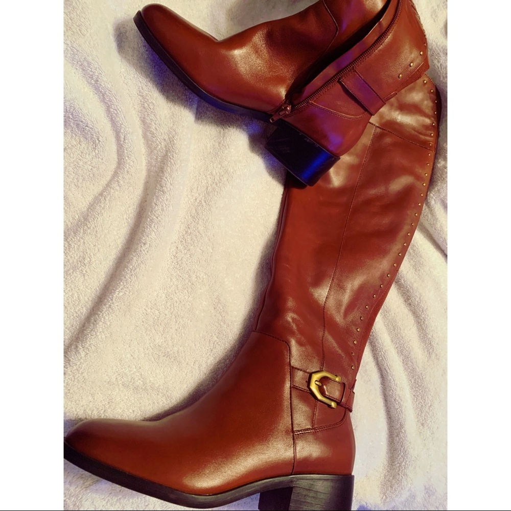 Knee high women’s boots